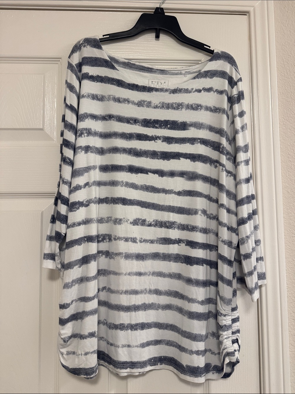 FDJ Women’s Relaxed Stripe Boatneck Top - White and Gray 3/4 Sleeve XL